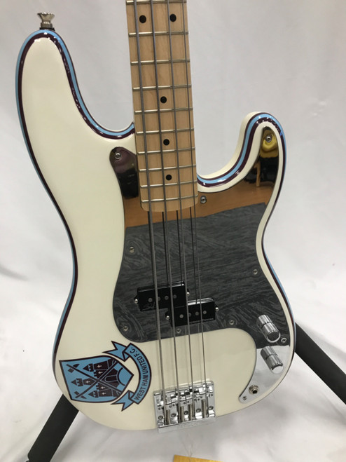 Vist Large View of Product Image Which is Used Fender STEVE HARRIS P BASS P Type Bass Guitar White 4-String