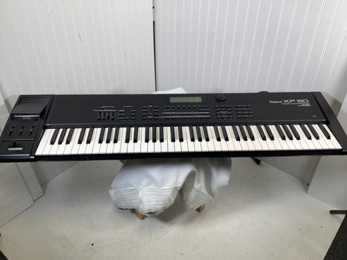 Vist Large View of Product Image Which is Used Roland XP-80 + SKB CASE 76-Key Synthesizer 76-key