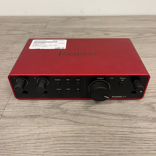 Vist Large View of Product Image Which is Used Focusrite SCARLETT 2I2 4TH GEN Computer Interface 2 A/D Recording Inputs
