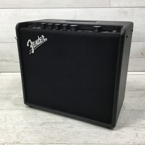 Vist Large View of Product Image Which is Used Fender Mustang LT25 1x8 Solid State Amplifier