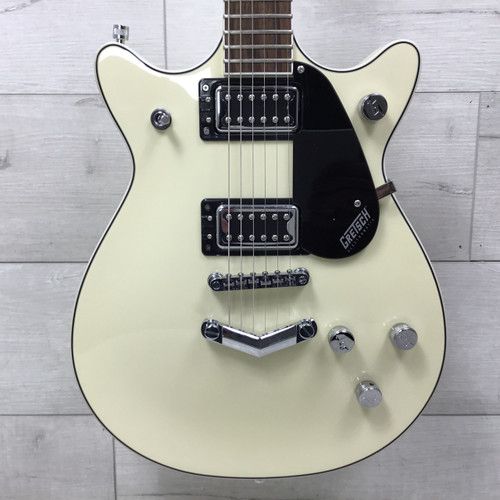 Vist Large View of Product Image Which is Used Gretsch G5222 Electromatic Double Jet Double Cut Electric Guitar Vintage White