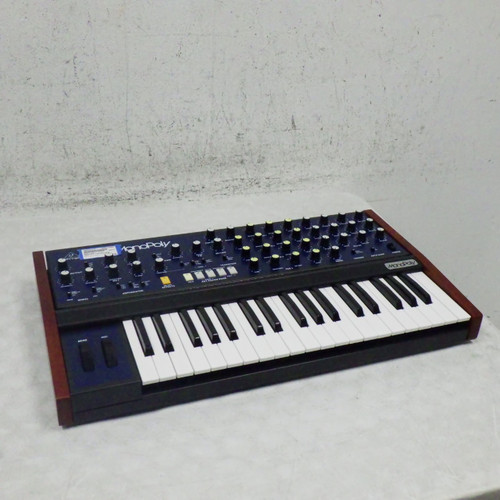 Vist Large View of Product Image Which is Used Behringer monopoly Synthesizer 25-Key Synthesizer 25-Key