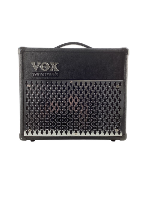Vist Large View of Product Image Which is Used Vox AD15VT Combo Amp