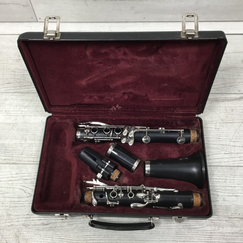 Vist Large View of Product Image Which is Used Accent CL522P German Made Resonite Clarinet