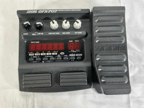 Vist Large View of Product Image Which is Used Zoom GFX-707 GUITAR EFFECTS PROCESSOR Multi-FX Pedal