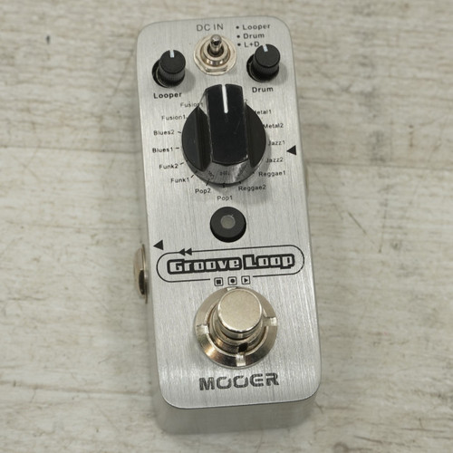 Vist Large View of Product Image Which is Used Mooer Groove Loop Looper Pedal