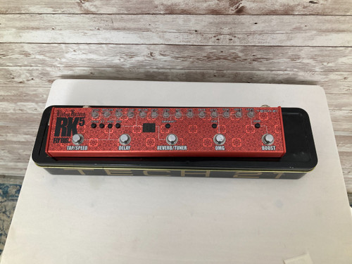 Vist Large View of Product Image Which is Used Tech 21 FLYRIG RK5 RITCHIE KOTZEN  Pedal