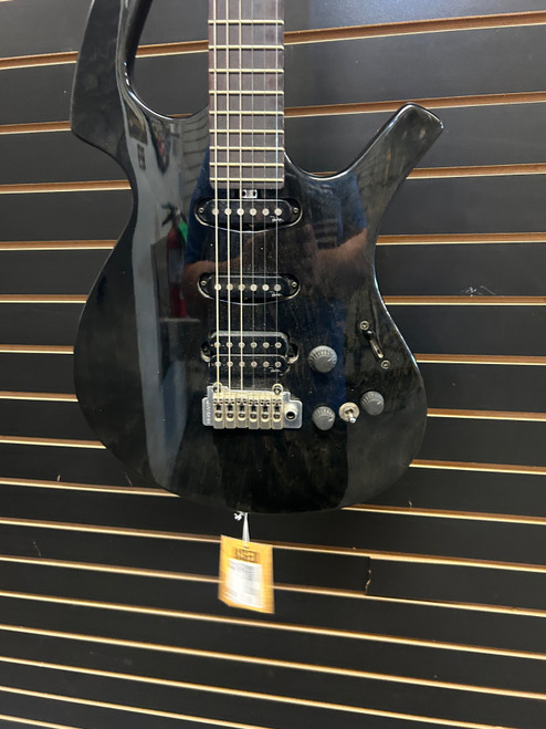 Vist Large View of Product Image Which is Used Parker P-40 Electric Guitar Black 6-String