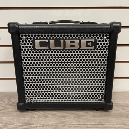 Vist Large View of Product Image Which is Used Roland CUBE 10GX W/AC 1 x 8 Solid State Amplifier 1 x 8