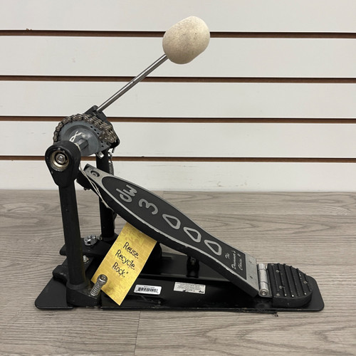 Vist Large View of Product Image Which is Used DW DWCP3000 Kick Drum Pedal