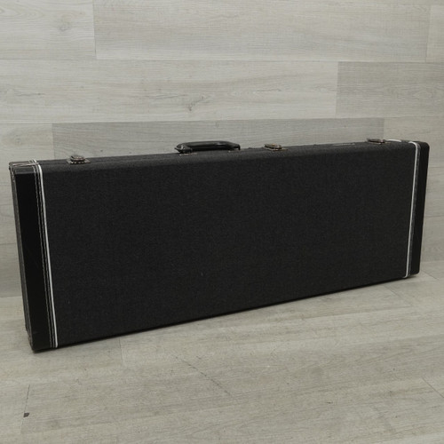 Vist Large View of Product Image Which is Used Road Runner Rrbtwlp Guitar Case