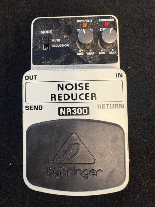 Vist Large View of Product Image Which is Used Behringer NR300 Guitar Effects Pedal