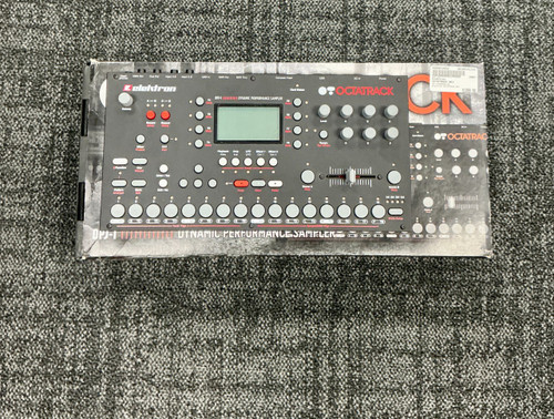 Vist Large View of Product Image Which is Used Elektron OCTATRACK MK1 Sampler
