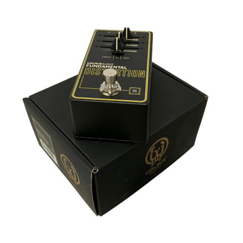 Vist Large View of Product Image Which is Used Walrus Audio FUNDAMENTAL DISTORTION Distortion Pedal