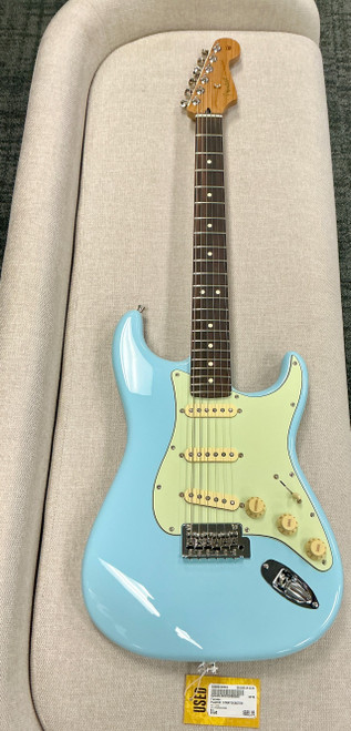 Vist Large View of Product Image Which is Used 2025 Fender PLAYER II STRATOCASTER S Type Electric Guitar Blue 6-String