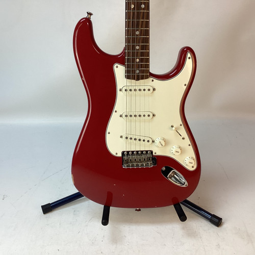 Vist Large View of Product Image Which is Used Fender 2013 AMERICAN VINTAGE 65 STRAT S Type Electric Guitar Red 6-String