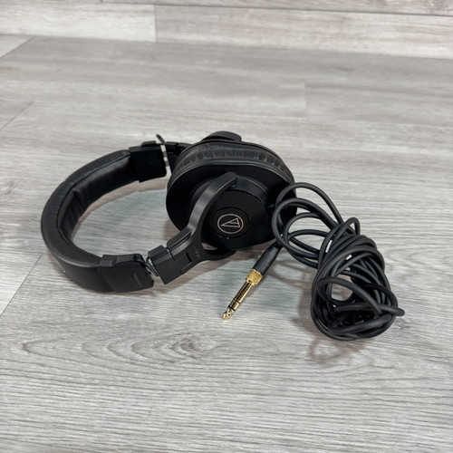 Vist Large View of Product Image Which is Used Audio-Technica ATH-M30x - Closed-back Monitoring Headphones