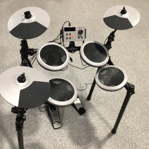 Vist Large View of Product Image Which is Used DONNER DED-70 Youth Electronic Drum Kit