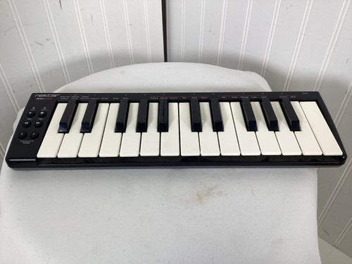 Vist Large View of Product Image Which is Used Nektar SE25 25-Key Controller 25-Key