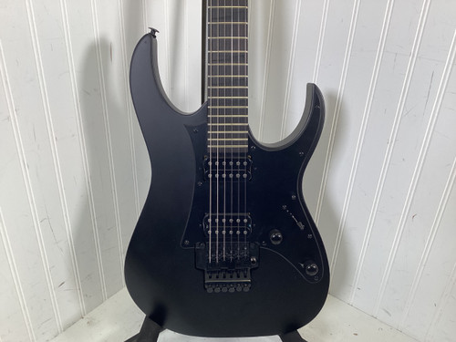 Vist Large View of Product Image Which is Used Ibanez GIO GRGR330EX Super S Electric Guitar Black 6-String
