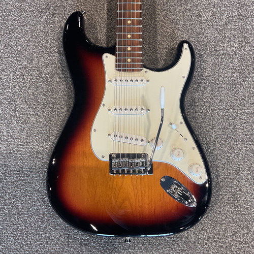 Vist Large View of Product Image Which is Used 2024 FENDER PLAYER STRATOCASTER Electric Guitar