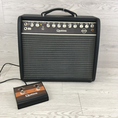 Vist Large View of Product Image Which is Used Quilter AVIATOR 8 W/FTSW 1 x 8 Solid State Amplifier 1 x 8