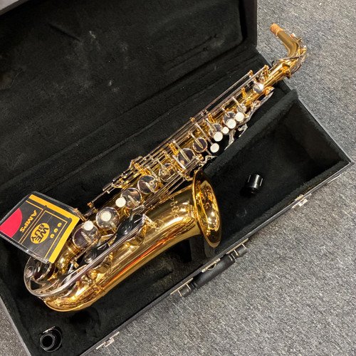 Vist Large View of Product Image Which is Used Vito ALTO SAX Alto Saxophone