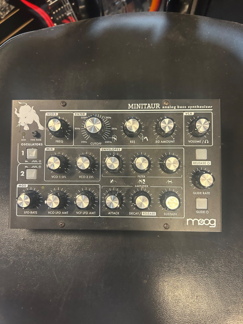 Vist Large View of Product Image Which is Used Moog MINITAUR ANALOG BASS SYNTH Compact Synthesizer Compact