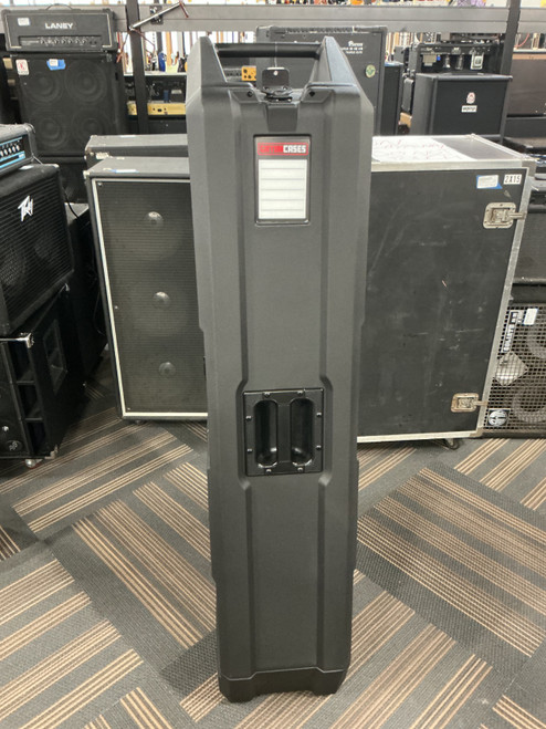 Vist Large View of Product Image Which is Used Gator MINIVAULT FOR 2 BASS GUITARS Guitar Case