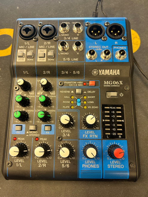 Vist Large View of Product Image Which is Used Yamaha MG06X Compact Mixer