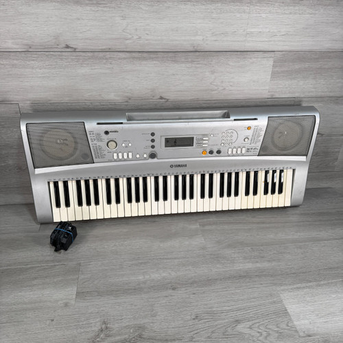 Vist Large View of Product Image Which is Used Yamaha YPT-300 Keyboard - 61-key