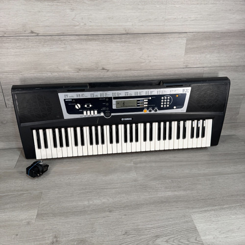 Vist Large View of Product Image Which is Used Yamaha YPT-210 Keyboard - 61-key