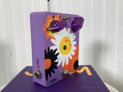 Vist Large View of Product Image Which is Used JAM PEDALS RETROVIBE Multi-FX Pedal