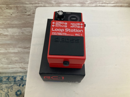 Vist Large View of Product Image Which is Used Boss RC-1 Looper Pedal
