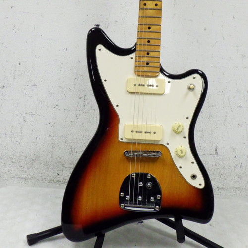 Vist Large View of Product Image Which is Used SX VTG SERIES Offset Double Cutaway Electric Guitar Sunburst 6-String