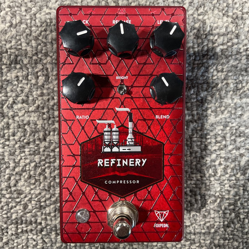 Vist Large View of Product Image Which is Used FOXPEDAL REFINERY COMPRESSOR V1 Guitar Pedal