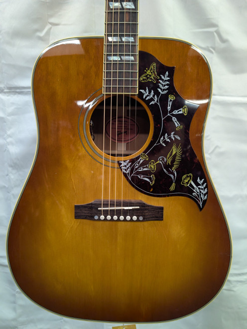 Vist Large View of Product Image Which is Used Gibson HUMMINGBIRD Solid Top Acoustic Guitar Honey Burst