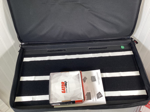 Vist Large View of Product Image Which is Used Gator GPT PRO POWER PEDALBOARD Pedal Board