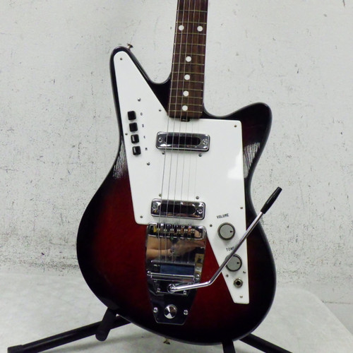 Vist Large View of Product Image Which is Used Galanti Grand Prix Vintage Offset Dbl Cutaway Guitar Red 6-String