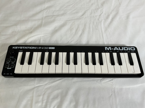 Vist Large View of Product Image Which is Used M-Audio KEYSTATION MINI 32 MK3 25-Key Controller 25-Key