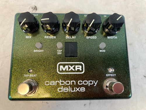 Vist Large View of Product Image Which is Used MXR Carbon Copy Deluxe Delay Pedal