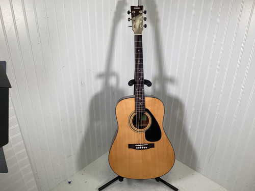 Vist Large View of Product Image Which is Used Yamaha FD01S Laminate Top Acoustic Guitar Natural