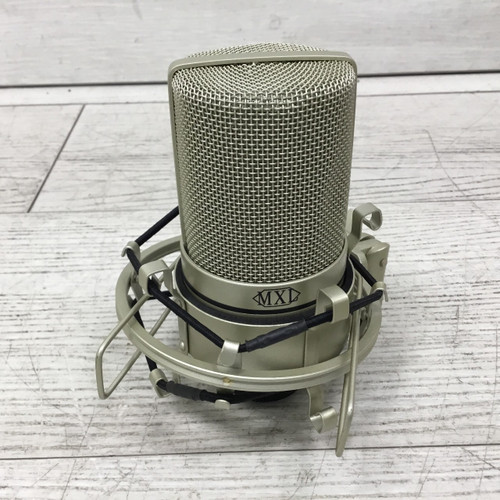 Vist Large View of Product Image Which is Used MXL 990 Condenser Microphone With Shockmount