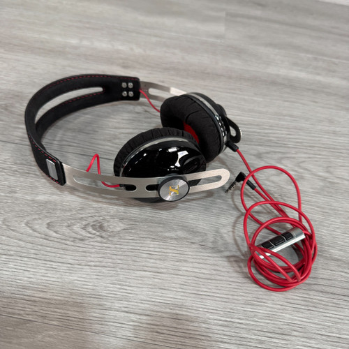 Vist Large View of Product Image Which is Used Sennheiser Momentum 1 Headphones