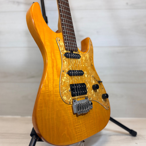 Vist Large View of Product Image Which is Used Washburn MERCURY S Type Electric Guitar Natural 6-String