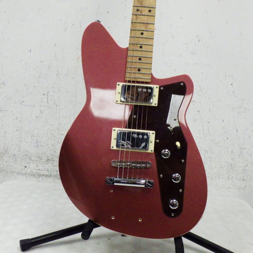 Vist Large View of Product Image Which is Used Reverend jet Stream 390 Electric Guitar Pink 6-String