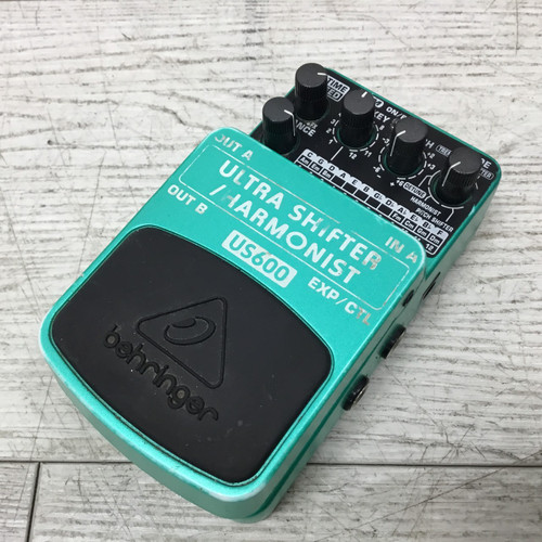 Vist Large View of Product Image Which is Used Behringer Ultra Shifter/Harmonist US600 Pedal