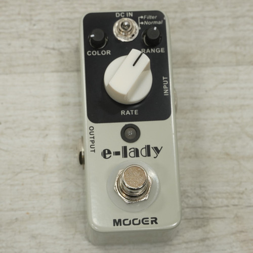Vist Large View of Product Image Which is Used Mooer E-lady Flanger Pedal