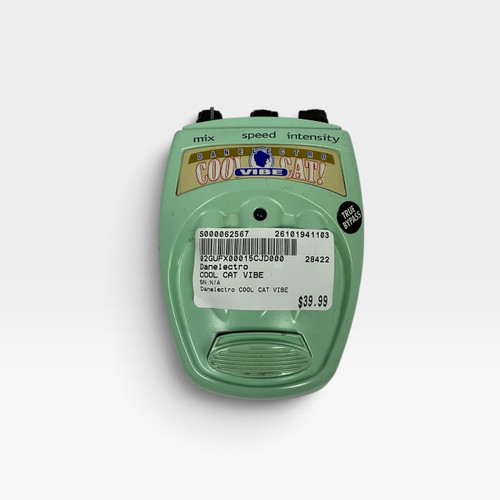 Vist Large View of Product Image Which is Used Danelectro Cool Cat Vibe Guitar Effects Pedal