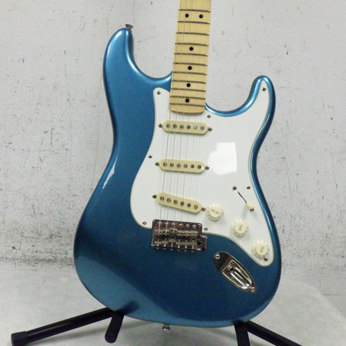 Vist Large View of Product Image Which is Used Squier CLASSIC VIBE 60S STRATOCASTER S Type Electric Guitar Blue 6-String